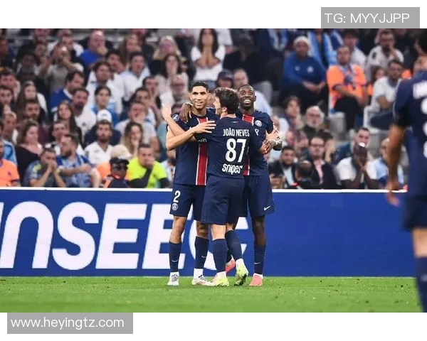 巴尔科拉助攻巴黎圣日耳曼再创辉煌球队合作展现强大实力