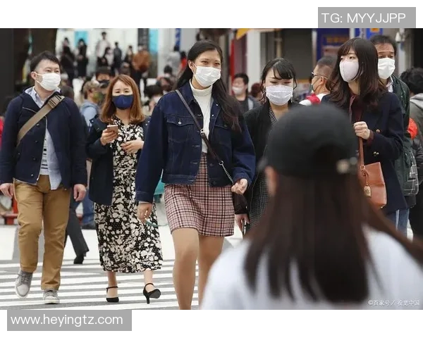 西涅疫情引发多国恐慌街道上人们纷纷戴口罩 西涅疫情引发多国恐慌街道上人们纷纷戴口罩